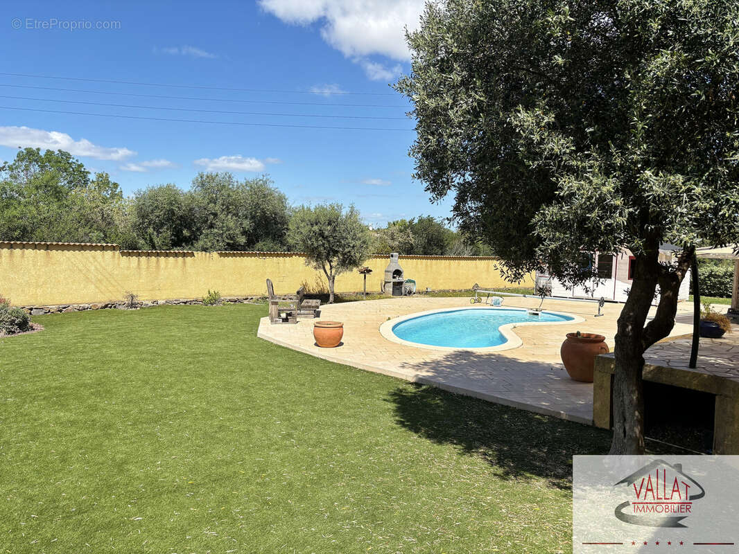 Villa plain-pied avec piscine dans environnement campagne à vendre à Agde ! - photo 3