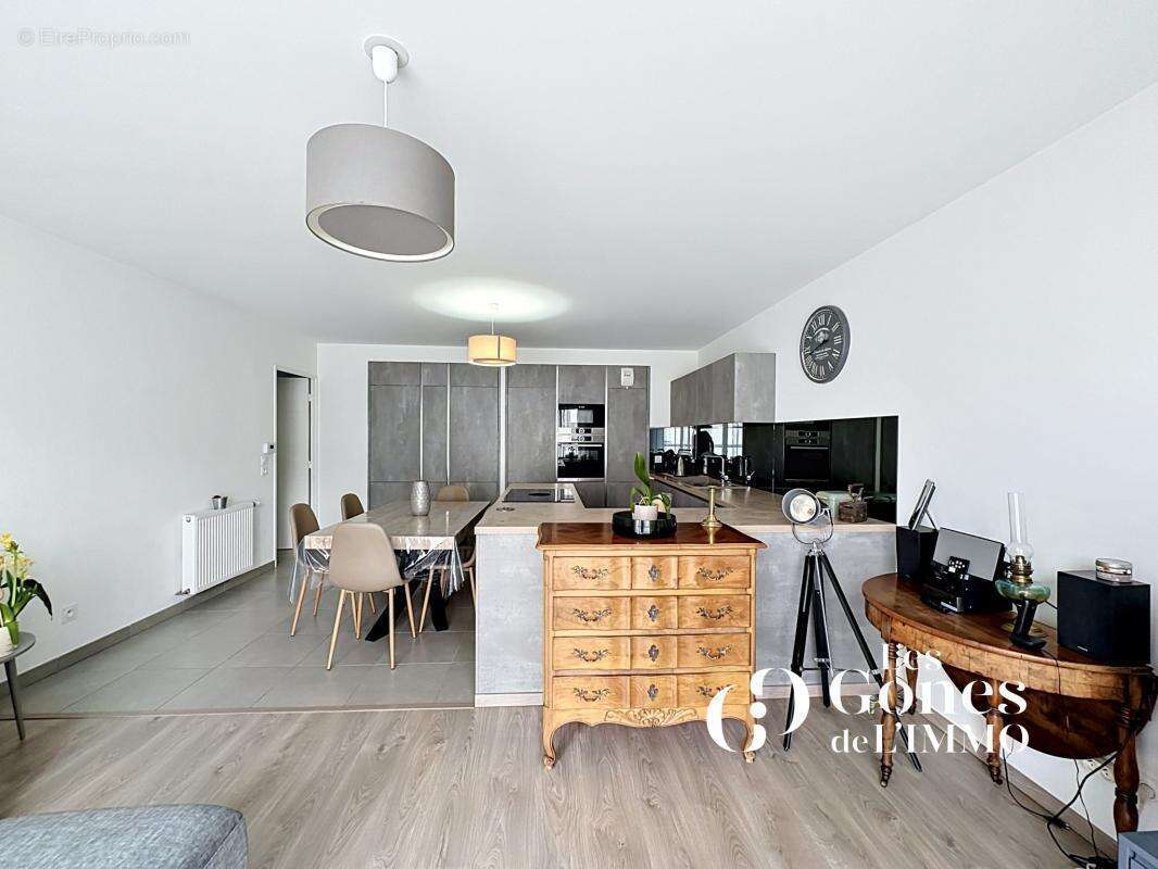 Appartement à CRAPONNE