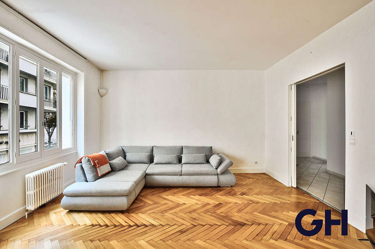 Appartement à LYON-6E