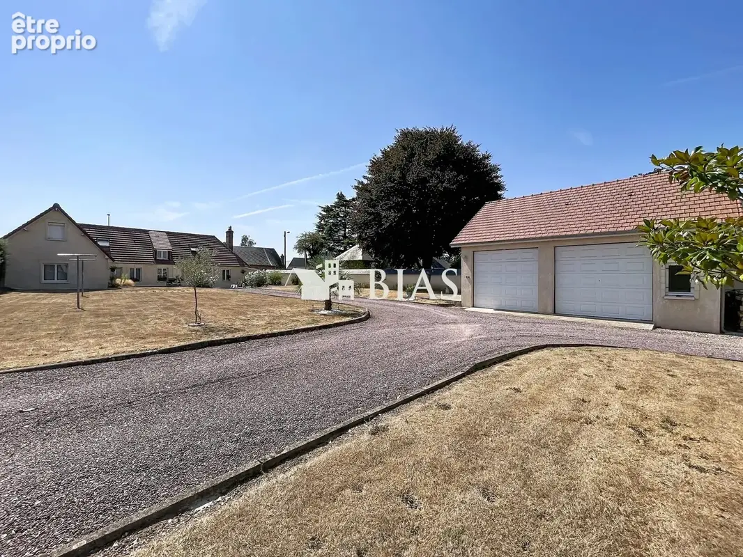 Maison 138 m² à Nassandres  - photo 2