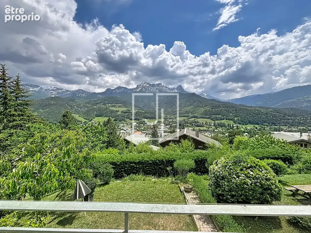 Photo Autres à Barcelonnette au prix de 278 300€