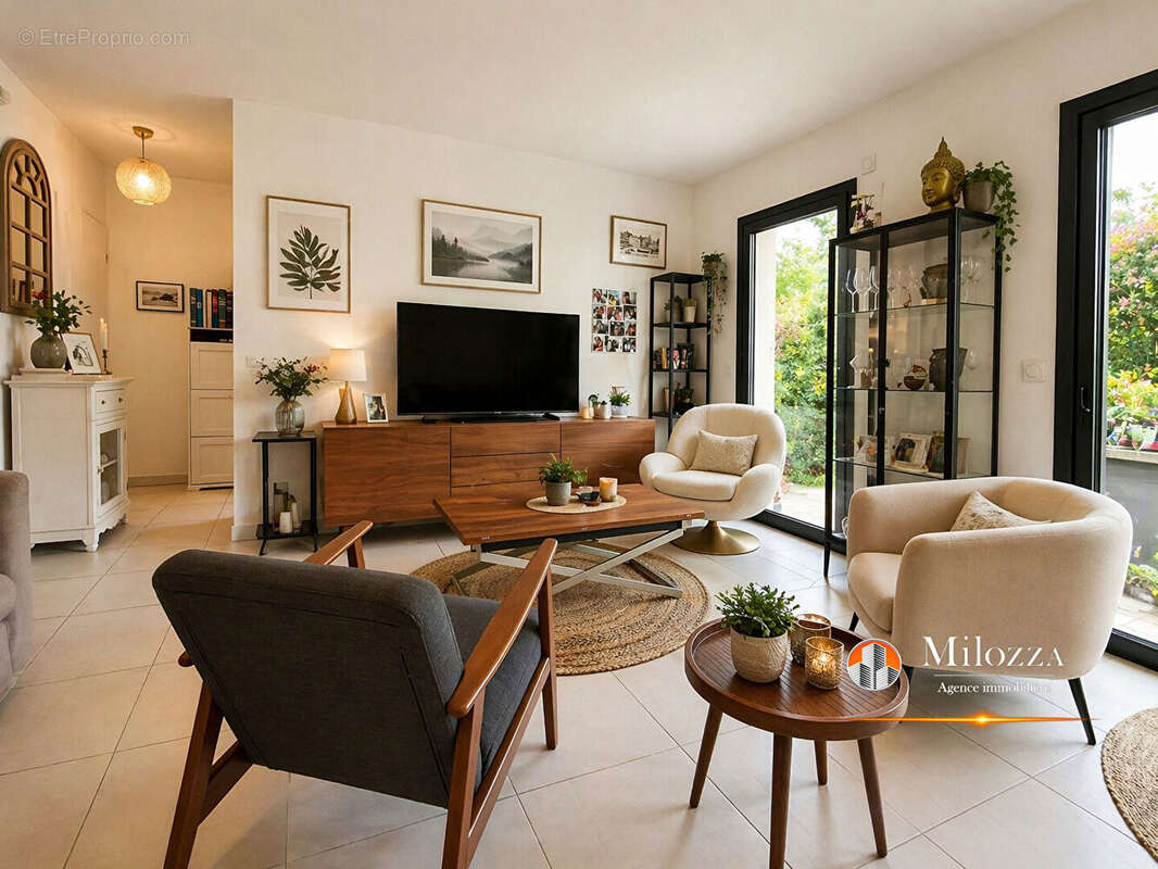 Appartement à HEYRIEUX