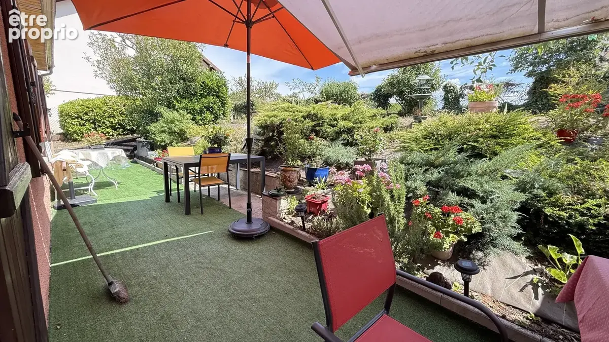 Viager occupé Monsieur 82 ans et Dame 89 ans - Maison de plain-pied avec garage et jardin - photo 17
