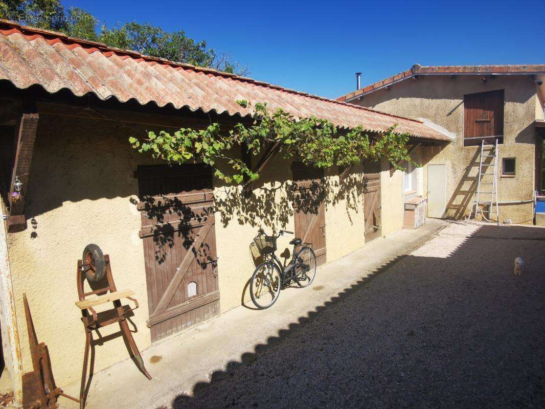 Maison à ARMOUS-ET-CAU