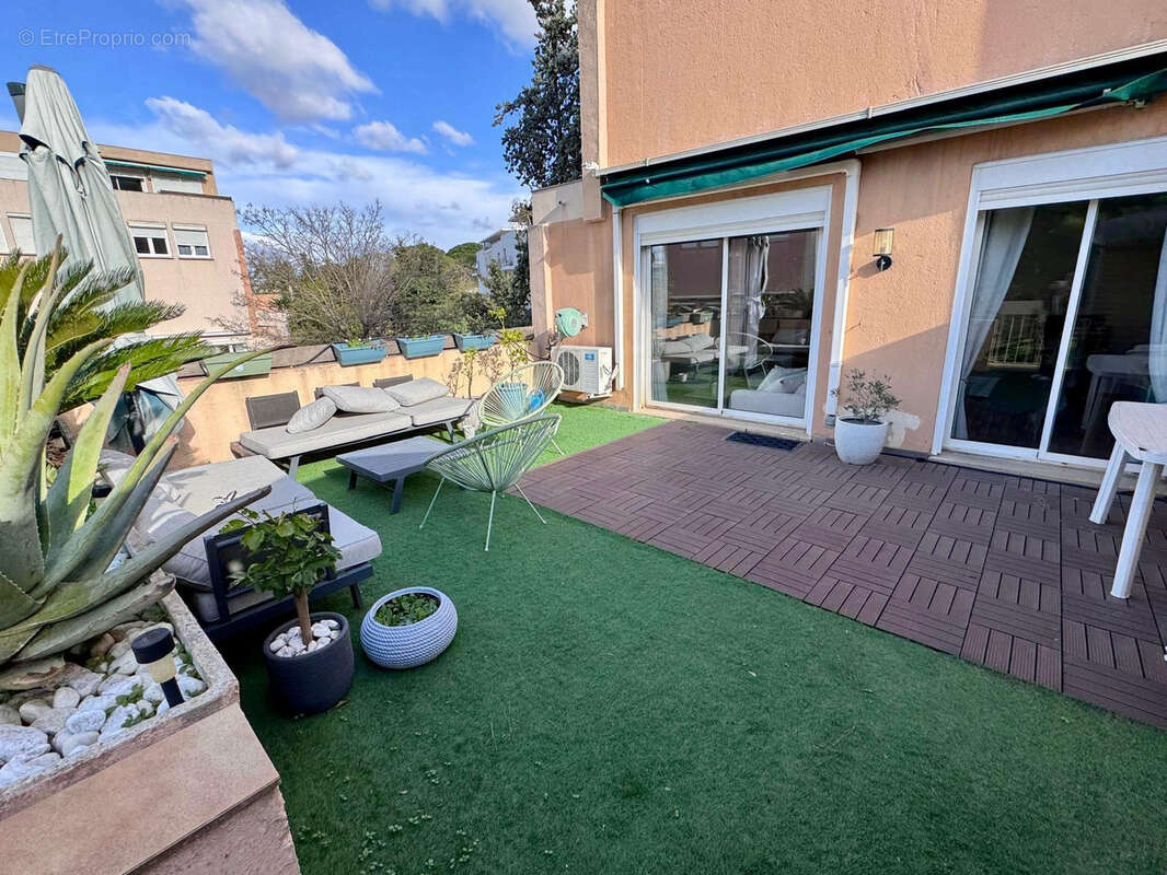 Appartement à MARSEILLE-9E