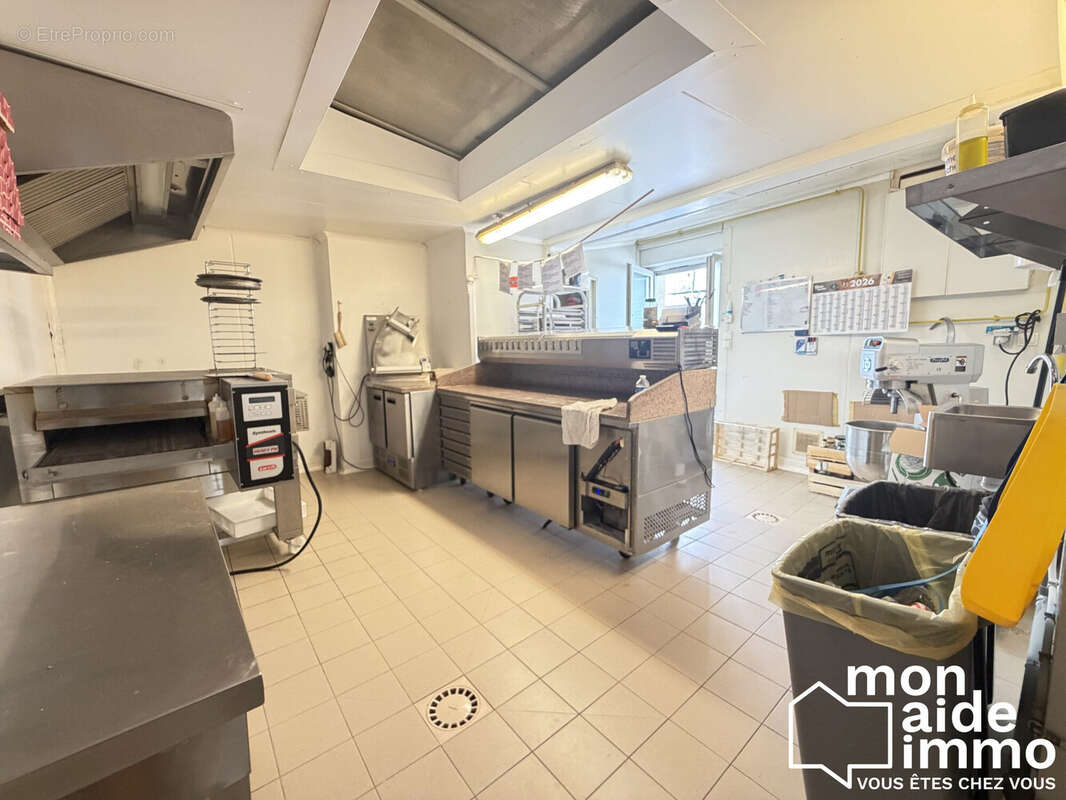 Appartement 220 m² à Ruffec  - photo 6