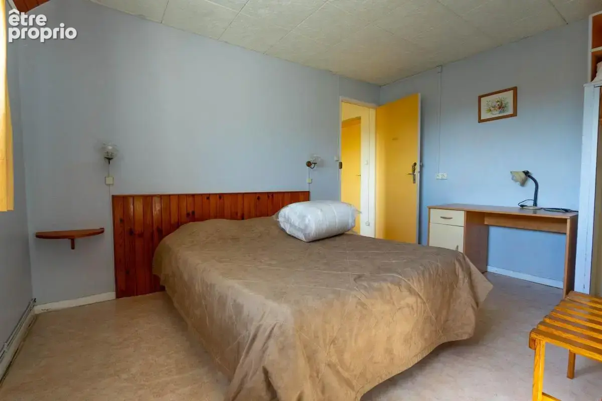 Maison sur sous-sol aménagé avec vue dégagée et piscine - photo 12