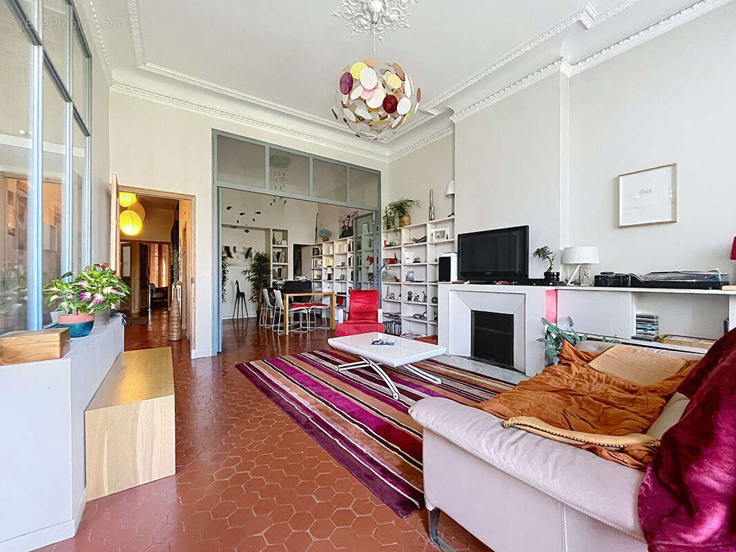 Appartement Coup de coeur  de 110m2 au Coeur 5 Avenues - photo 4