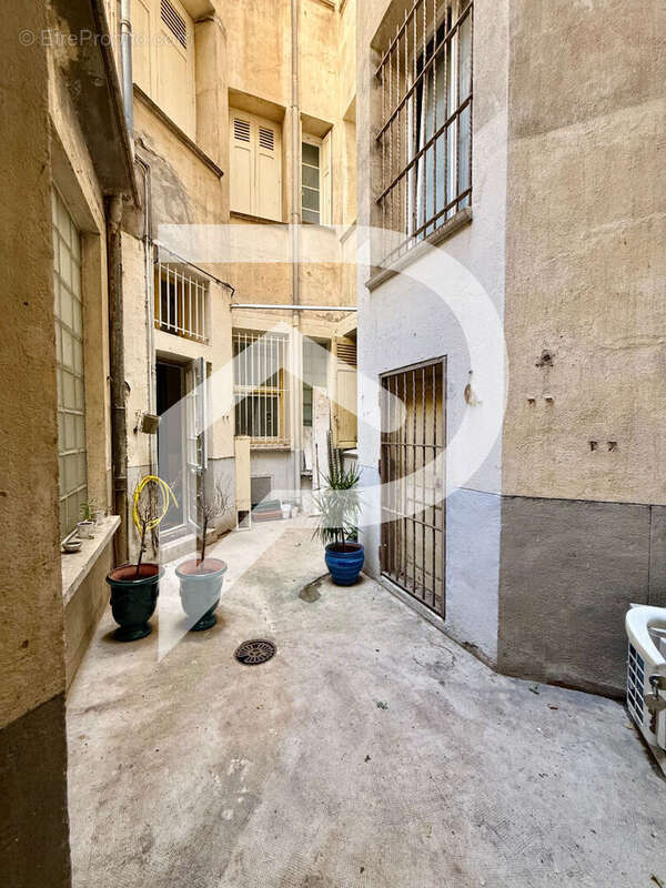 Commerce à PERPIGNAN