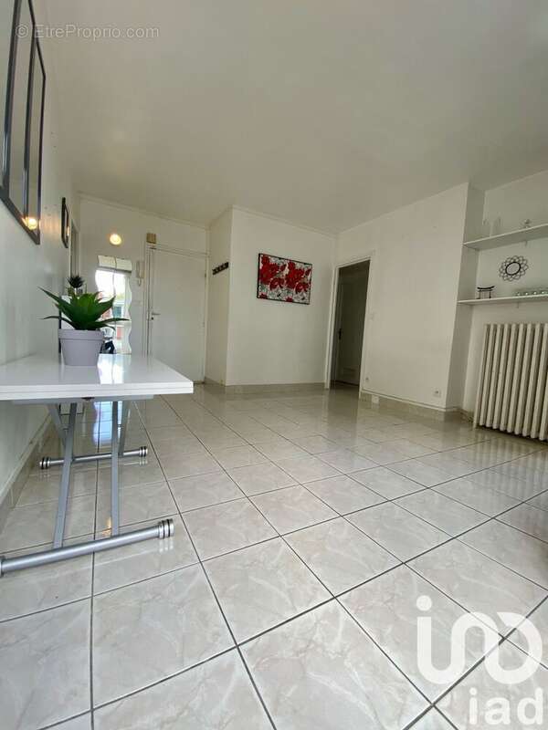 Photo 4 - Appartement à LE PLESSIS-TREVISE