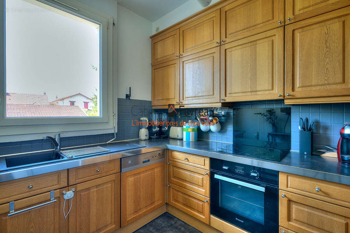 Maison à L&#039;HAY-LES-ROSES