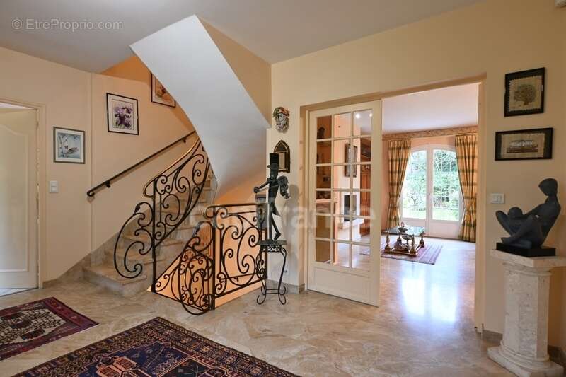 Un havre de paix dans le PARC à 15 mn à pied de la gare : Maison de famille 259 m² - photo 16
