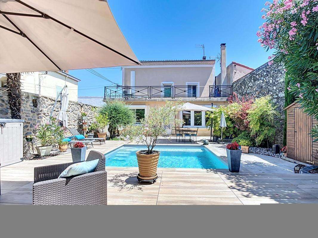 Maison à TOURNON-SUR-RHONE