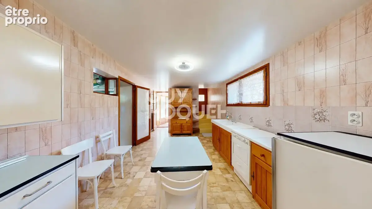 Maison Faverges (Favergettes) - Grand jardin  - Deux garages - photo 17