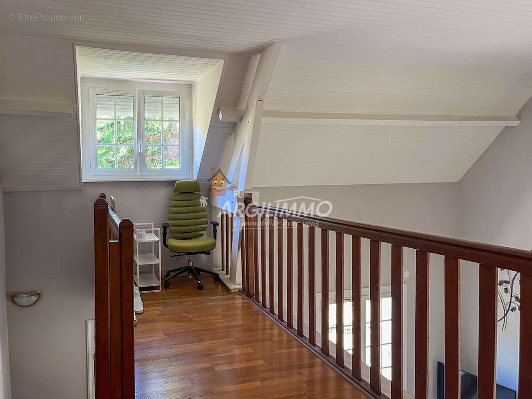 Propriété avec deux habitations et piscine - photo 12