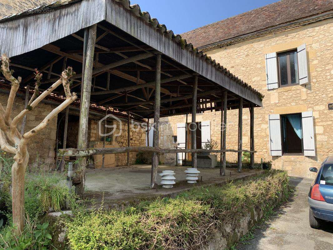 Belle maison de bourg en pierre - photo 4