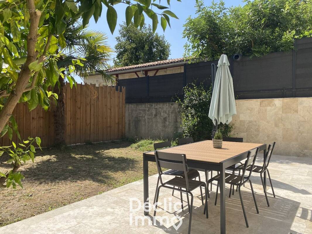 Appartement T3 dans le centre-bourg de Floirac - photo 1
