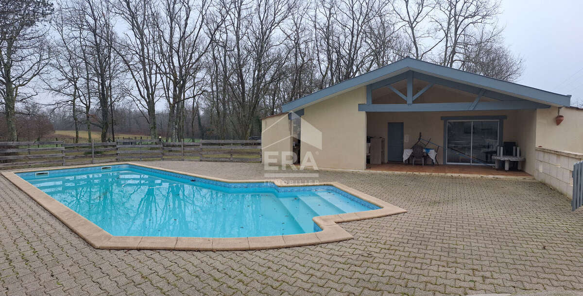 Maison à MONTPON-MENESTEROL
