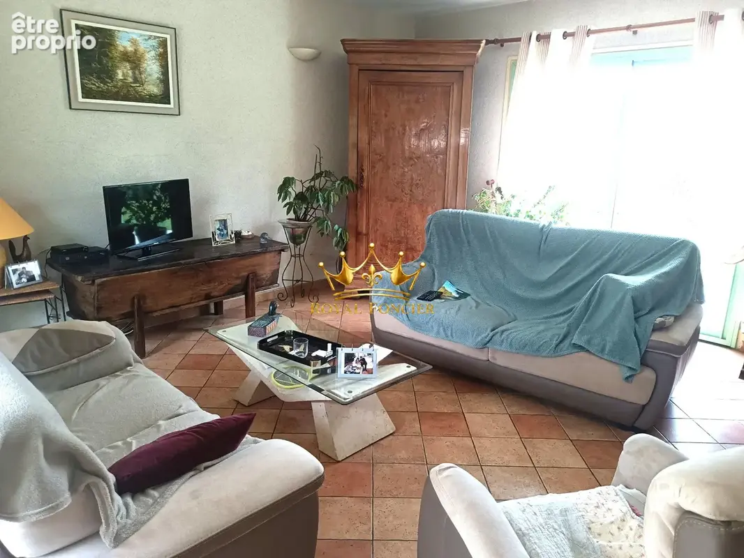Salon 25 m2 