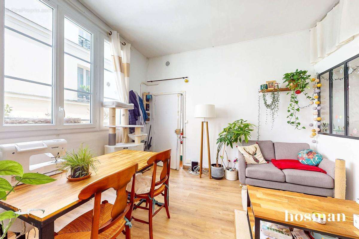 Appartement à PARIS-11E