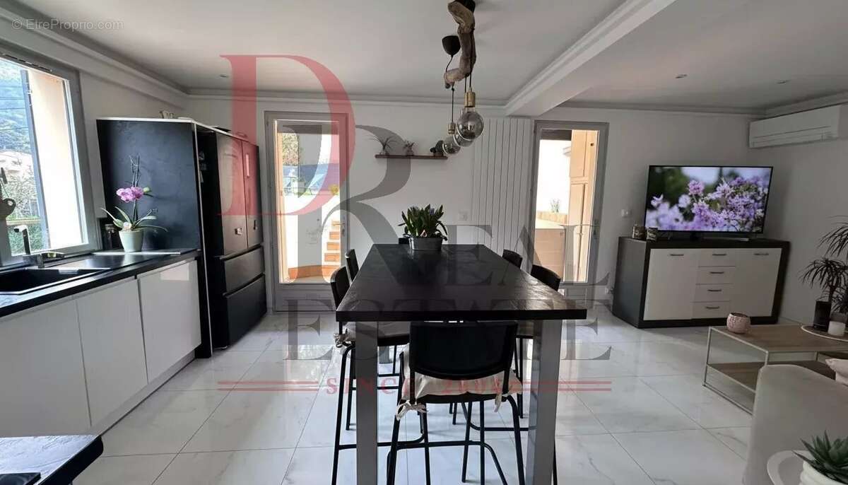Appartement à MENTON