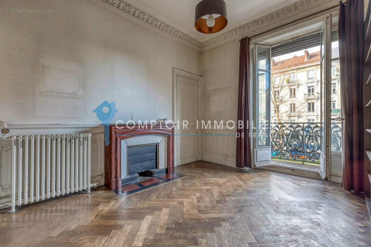 Appartement à GRENOBLE