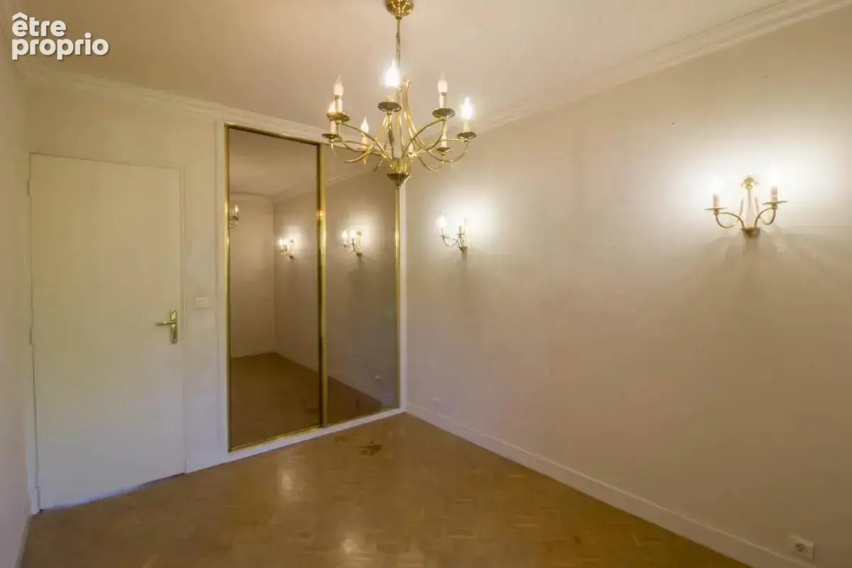 Appartement de 4 pièces de 77 m² à Gentilly - photo 8