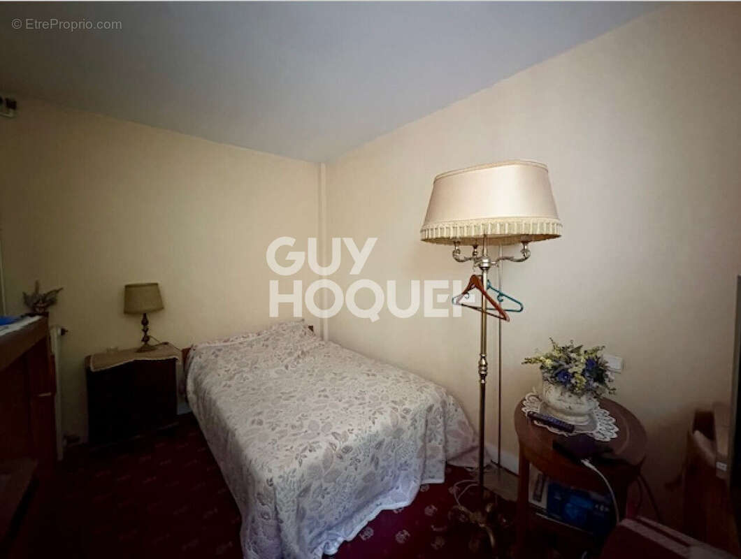 Appartement à SAINTE-GENEVIEVE-DES-BOIS