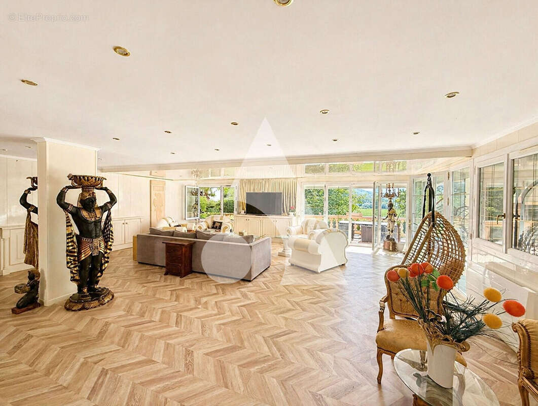 Maison à ARNIERES-SUR-ITON