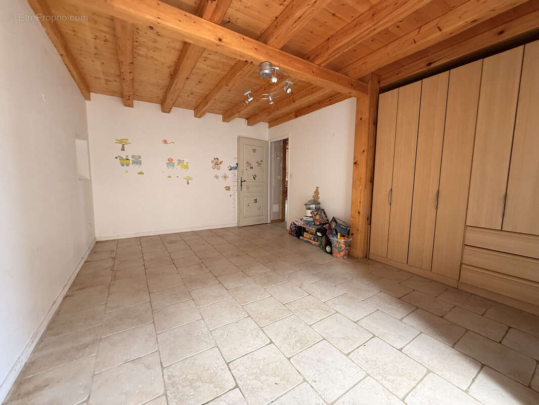 Maison à SAINT-VITE