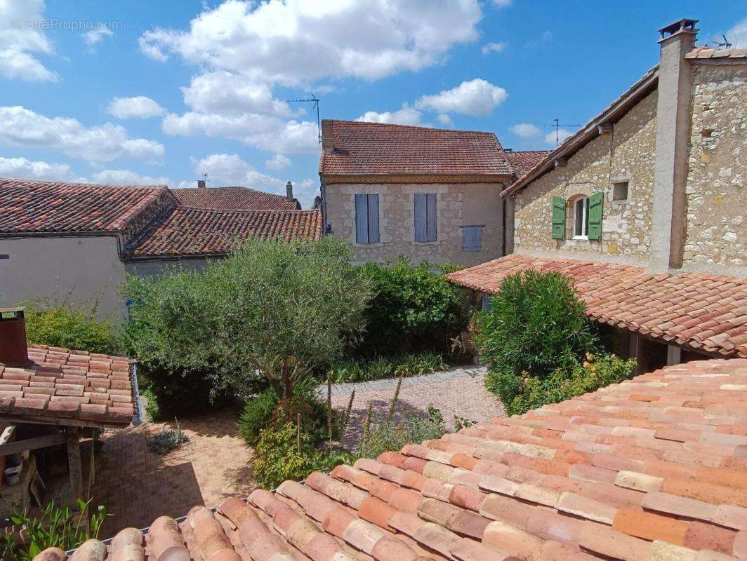 Maison à FLEURANCE
