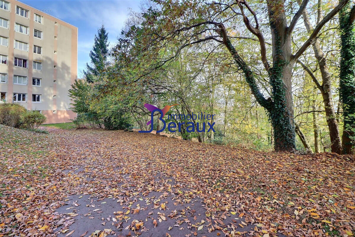 Appartement à CANTELEU