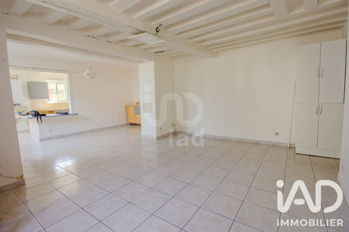 Maison 104 m² à Bethisy-Saint-Martin  - photo 2