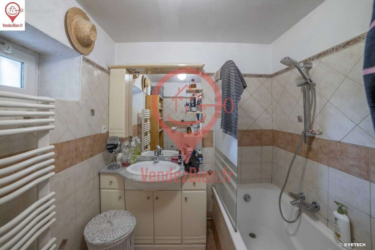 Maison à SAINT-GERMAIN-DU-PUY