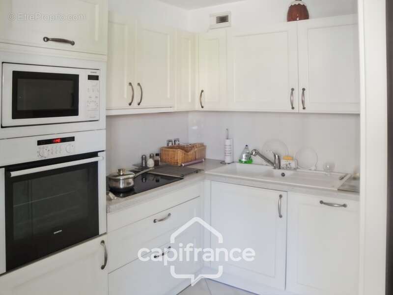 Appartement à HYERES