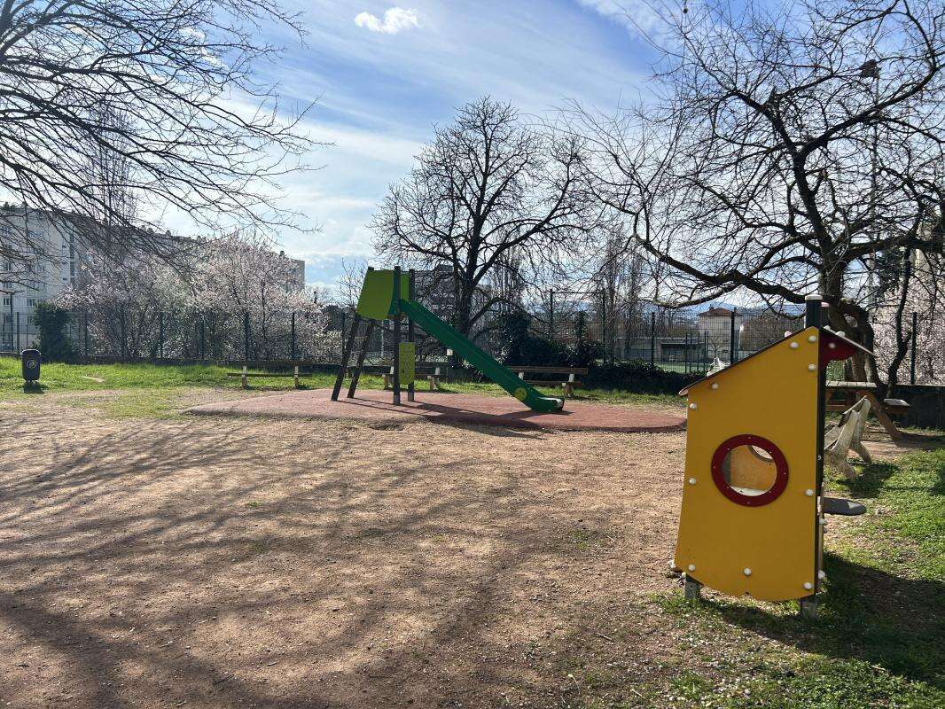 Appartement à LYON-4E