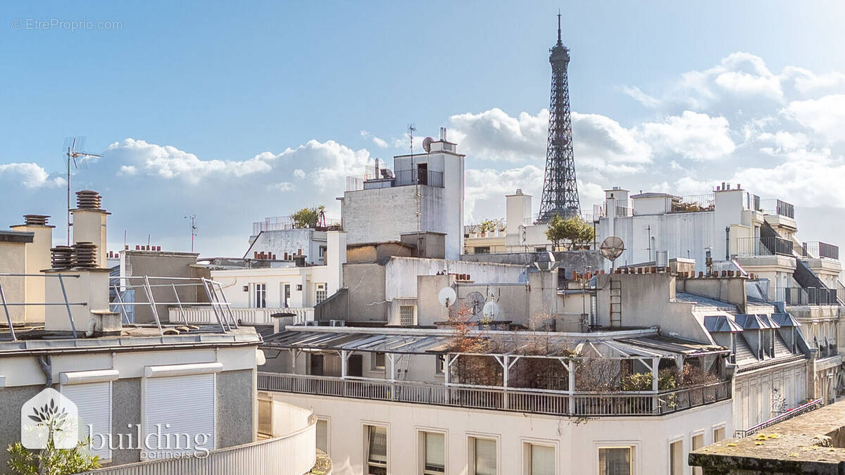 Appartement à PARIS-16E
