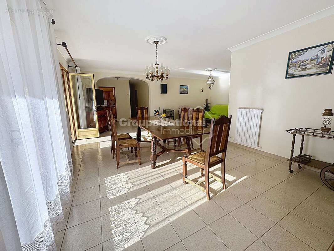 Maison à CHEVAL-BLANC