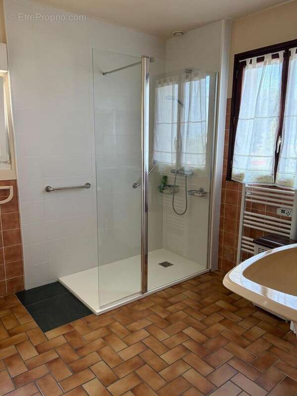 Maison 127 m² à Billiers  - photo 8