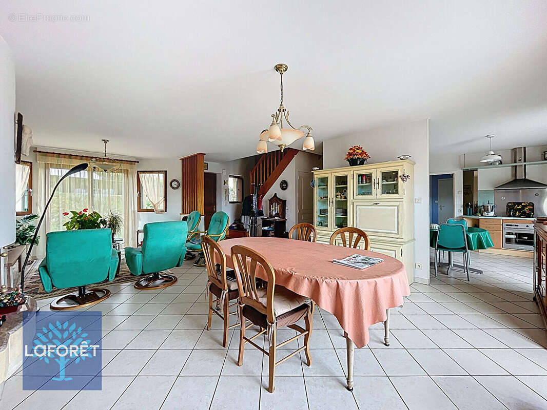 Maison à LA BOUEXIERE