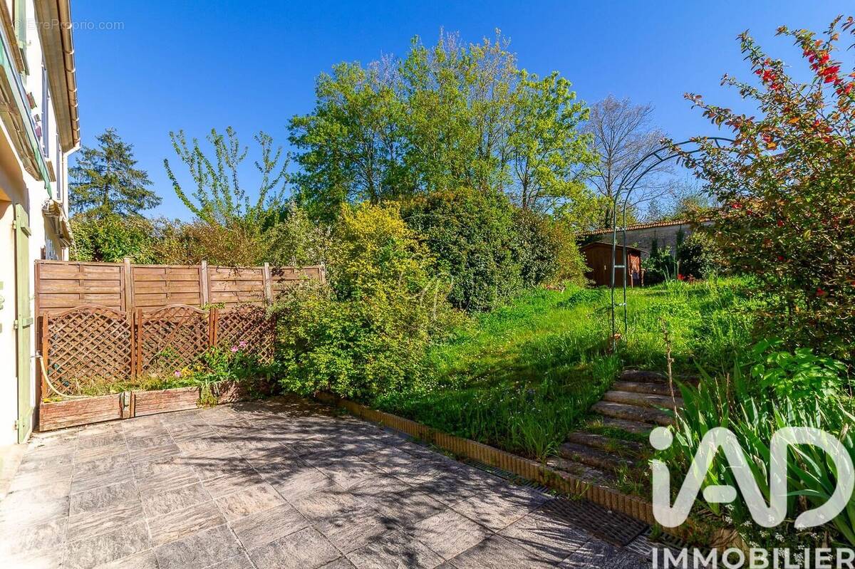 Photo 1 - Maison à THOIRY