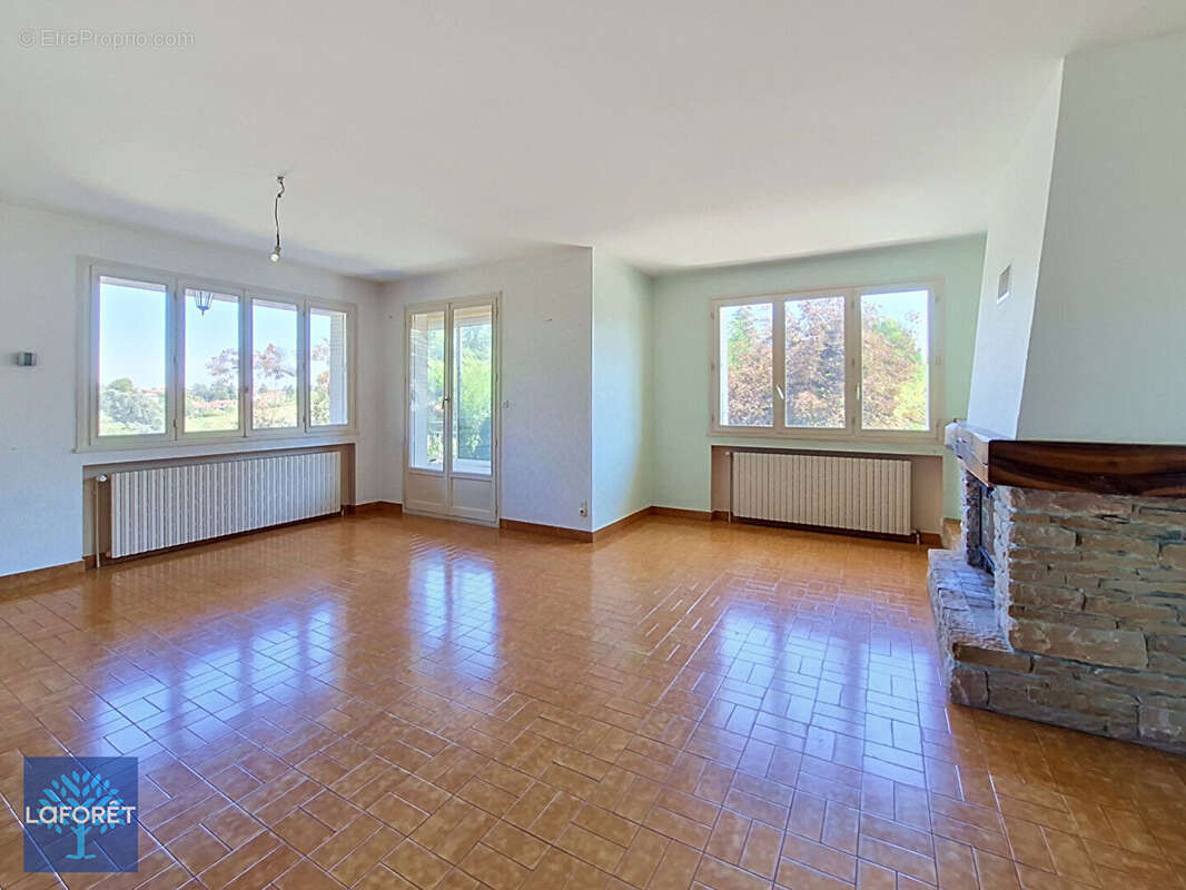 Maison Millery 8 pièce(s) 240 m2 - photo 6