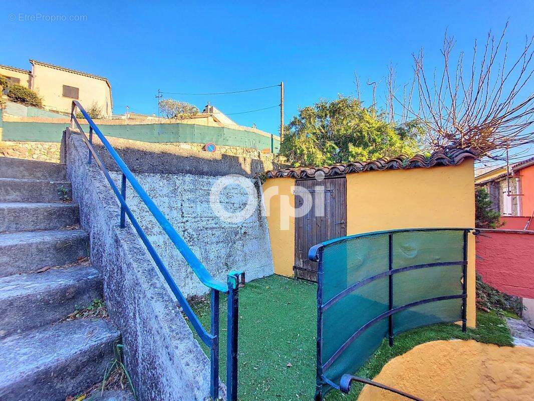 Appartement à VILLENEUVE-LOUBET