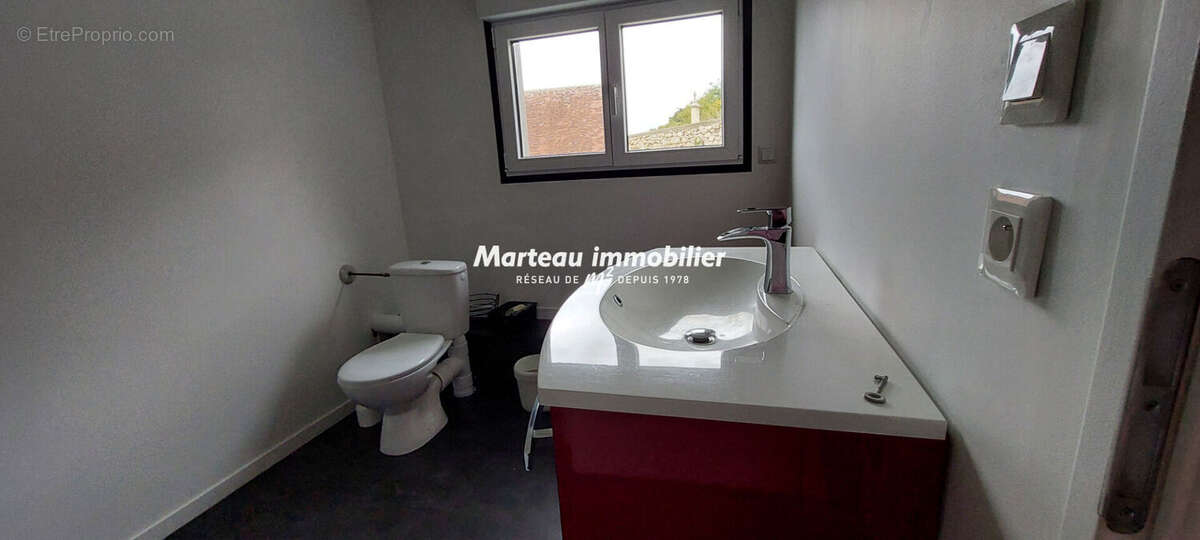 Maison à VOUVRAY-SUR-HUISNE