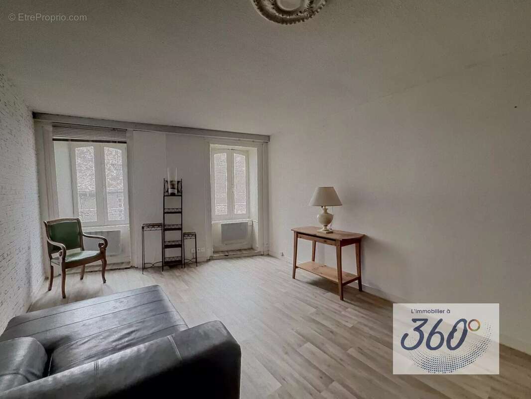 Appartement à LONS-LE-SAUNIER