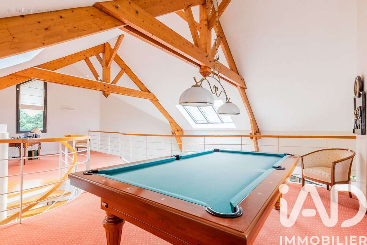 Photo 8 - Maison à VERRIERES-LE-BUISSON