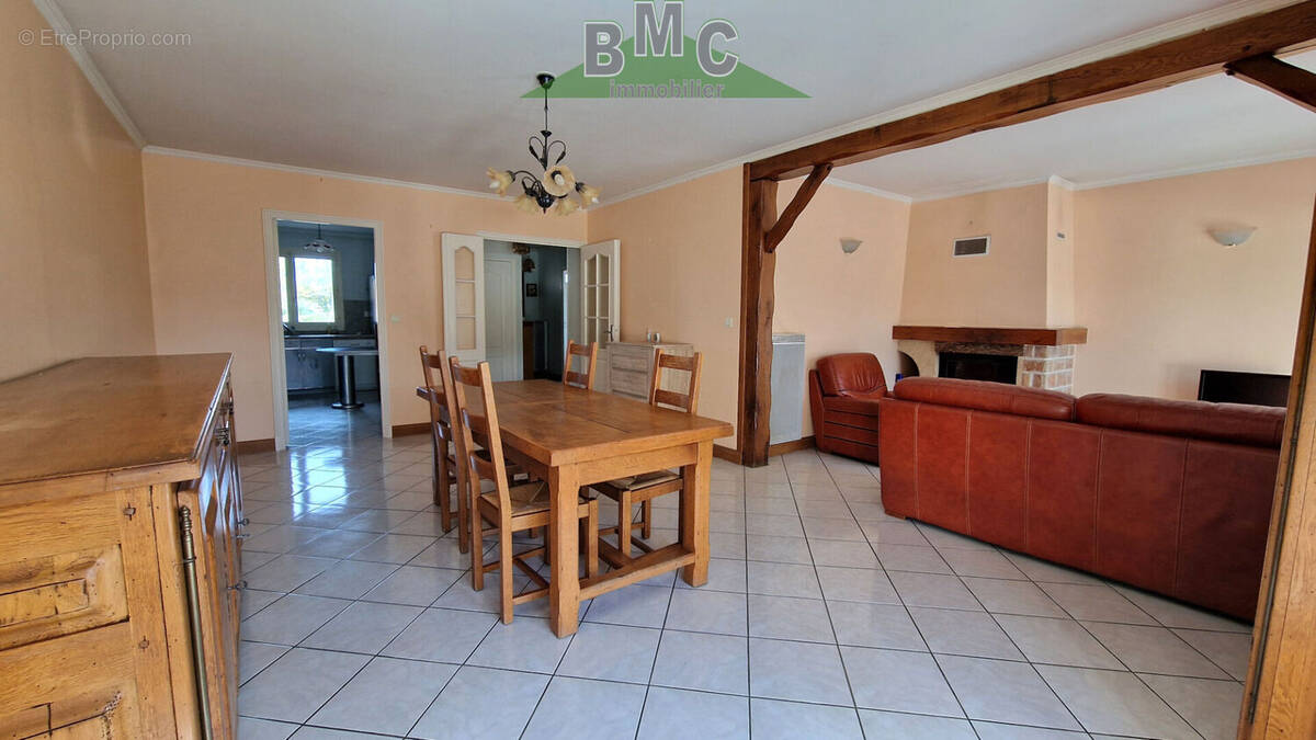 Maison à MONTIGNY-LES-CORMEILLES