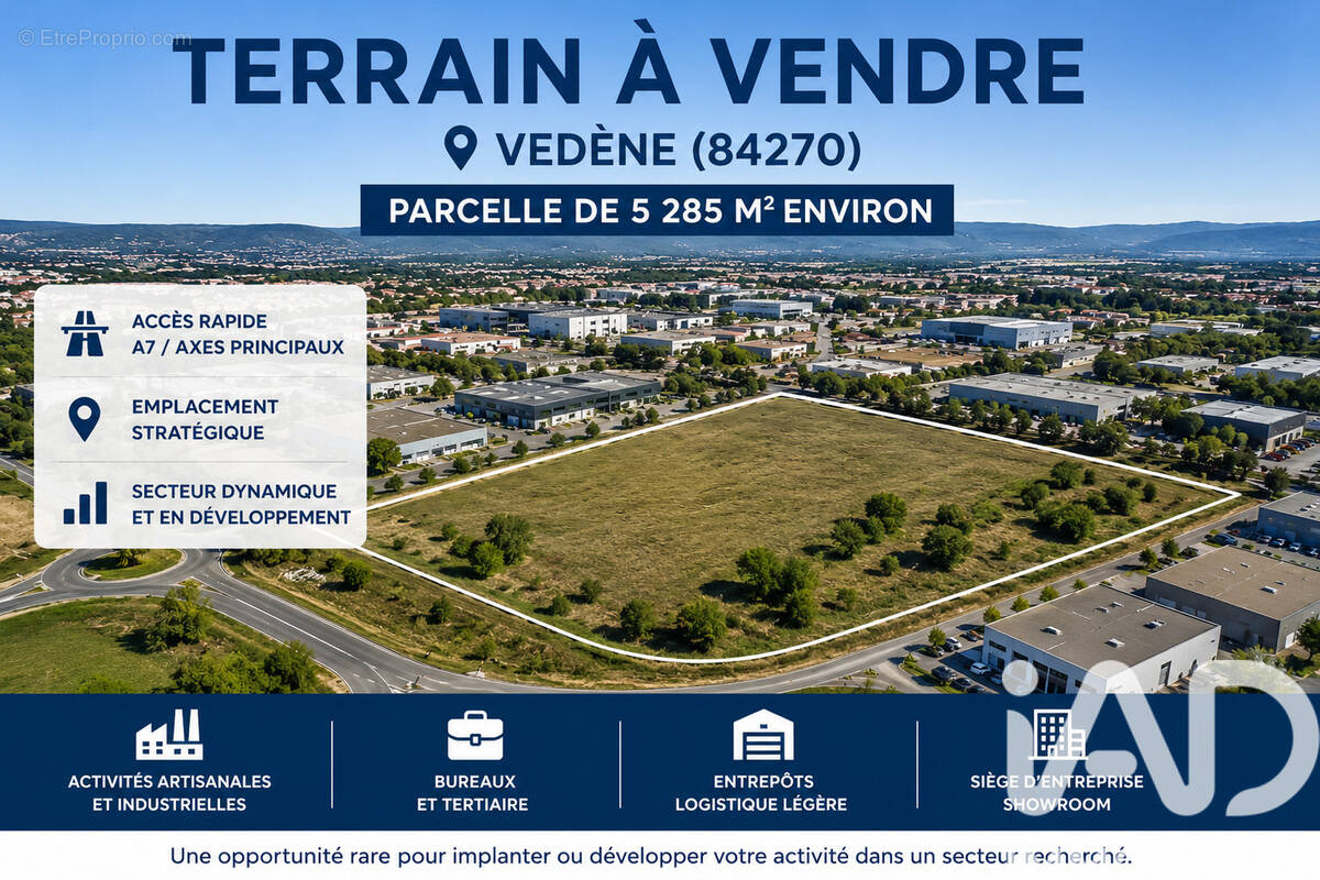 Photo 1 - Terrain à VEDENE