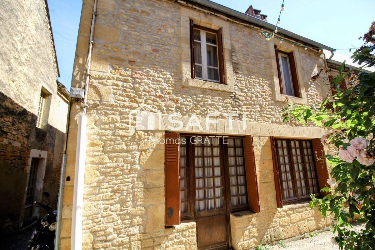 Photo 1 - Maison à SALIGNAC-EYVIGUES