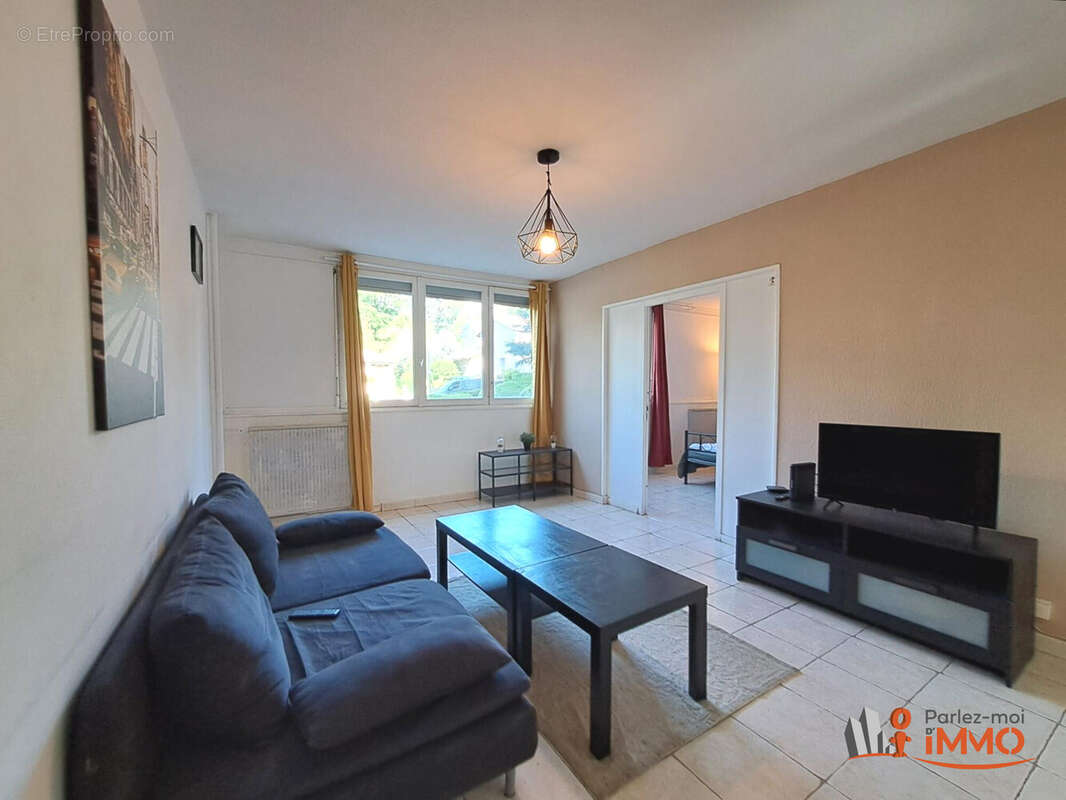 Appartement à SAINT-ETIENNE